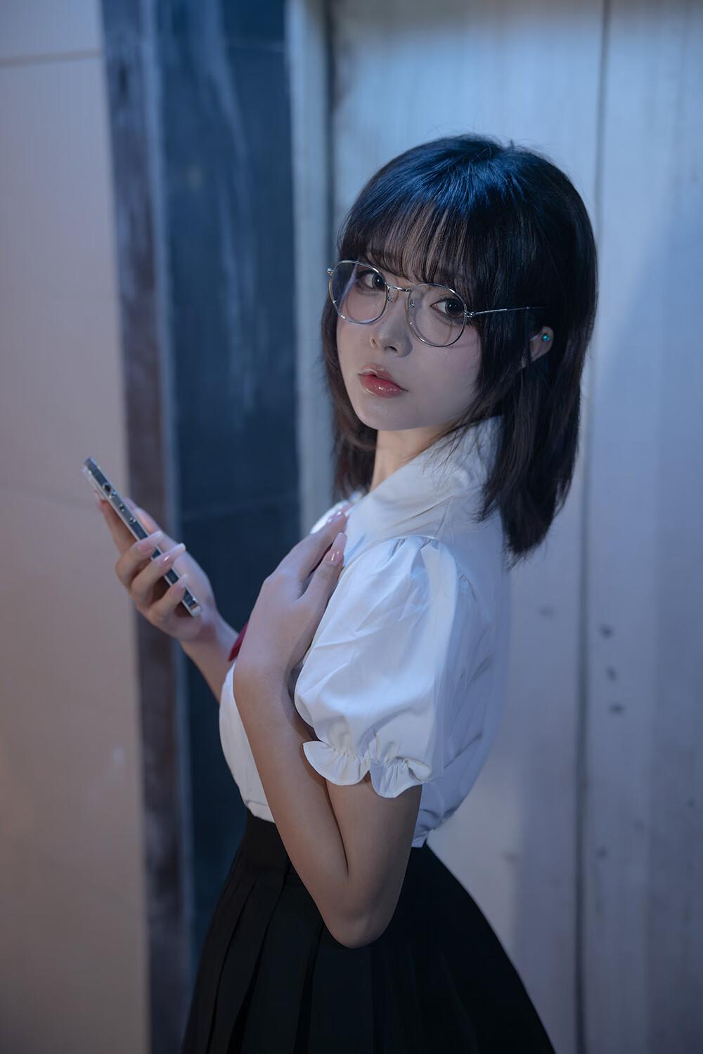 yuuhui玉汇 电梯间-尾行 [164P1V-1.58GB]