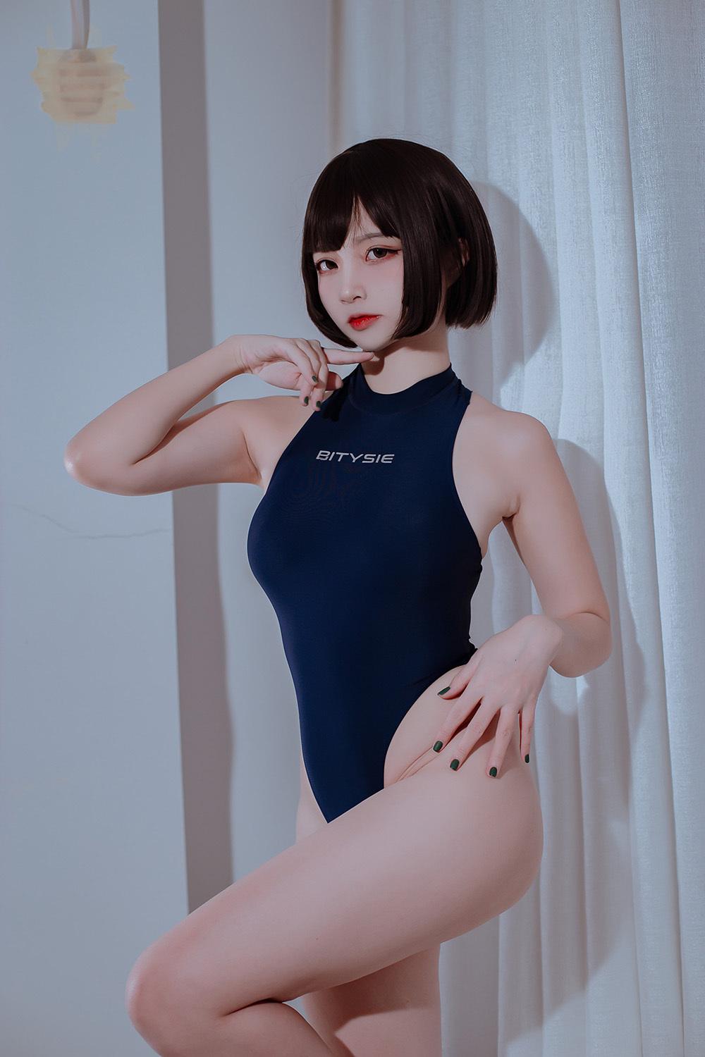 二佐Nisa 私房竞泳 [40P-430MB]