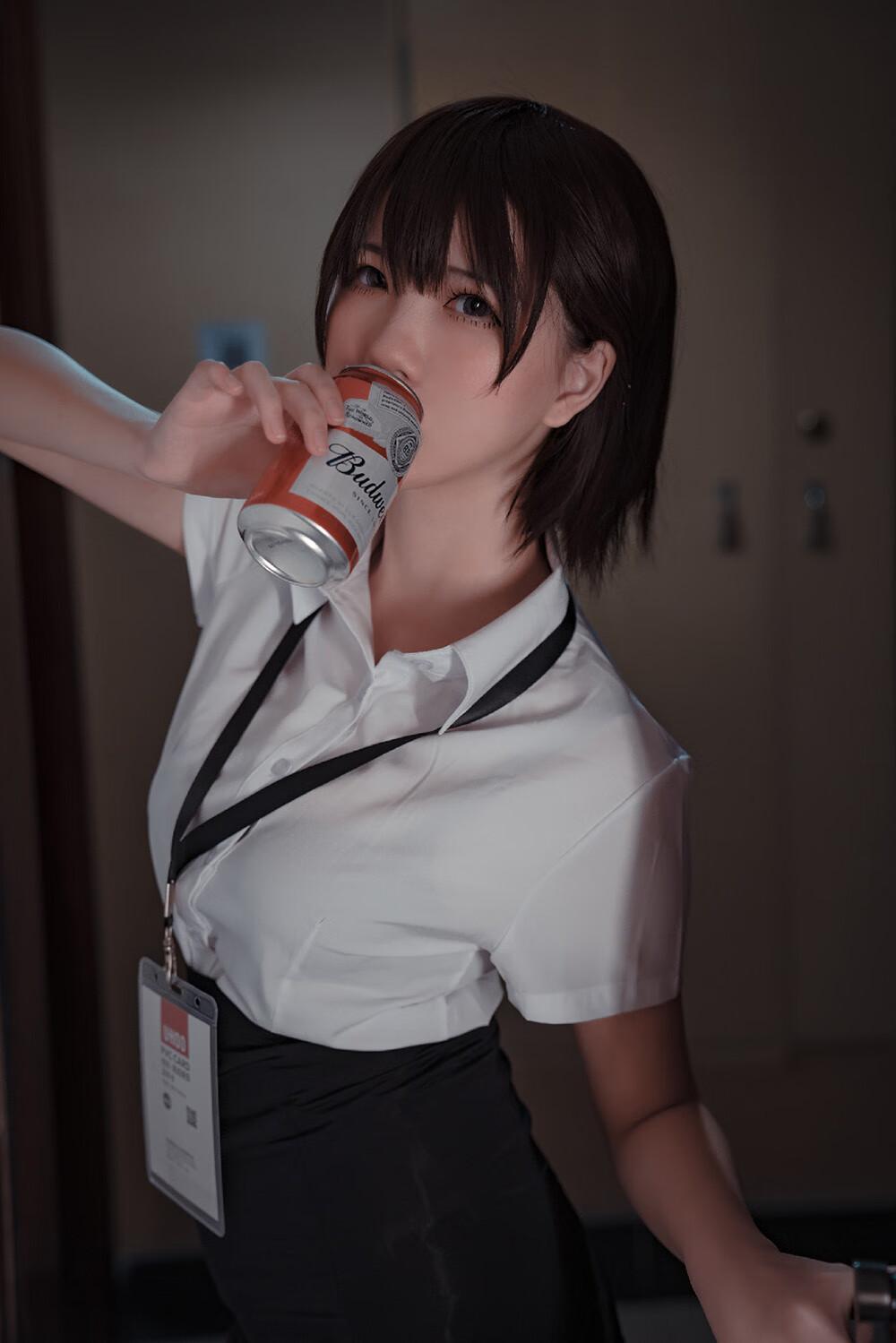 阿薰kaOri 黑丝OL[45P-188MB]