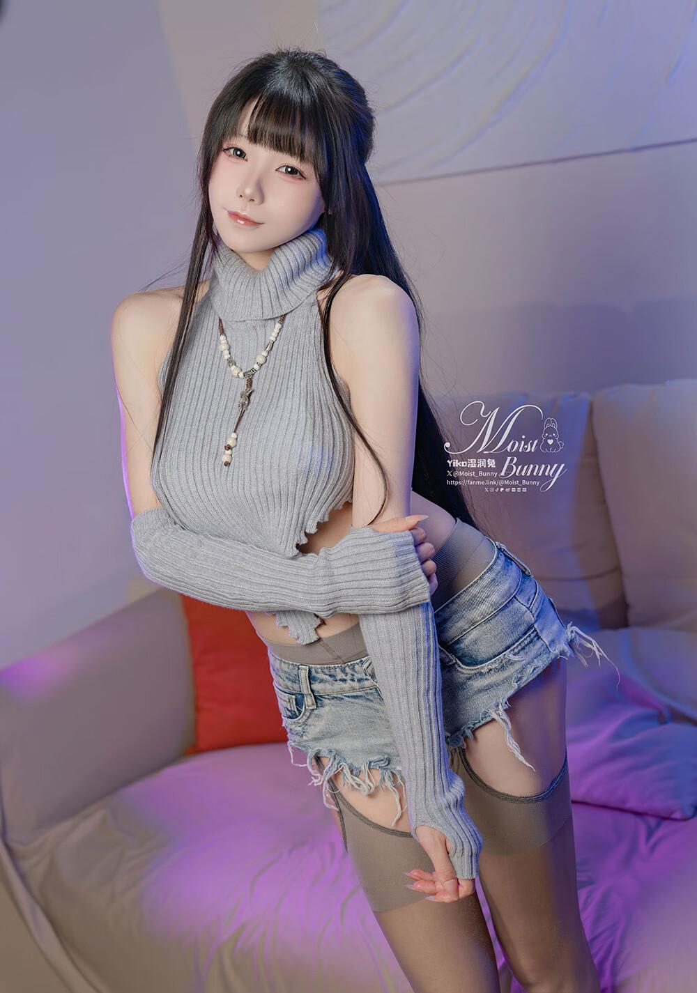 咬一口兔娘(Yiko湿润兔) – 5月订阅 陪玩少女 [139P2V-1007M]