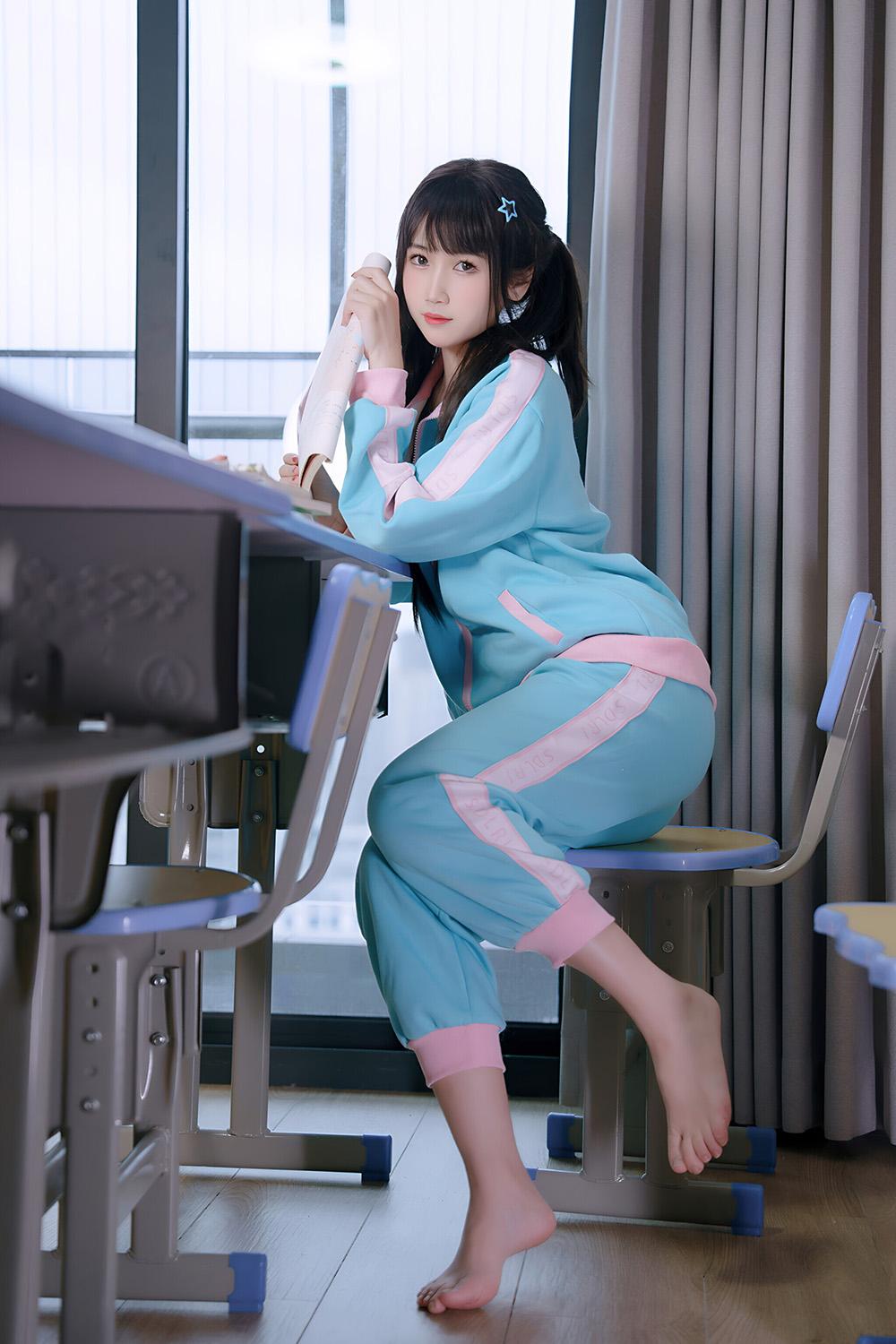 不呆猫 涂油教室实习生[77P1V-1.19G]