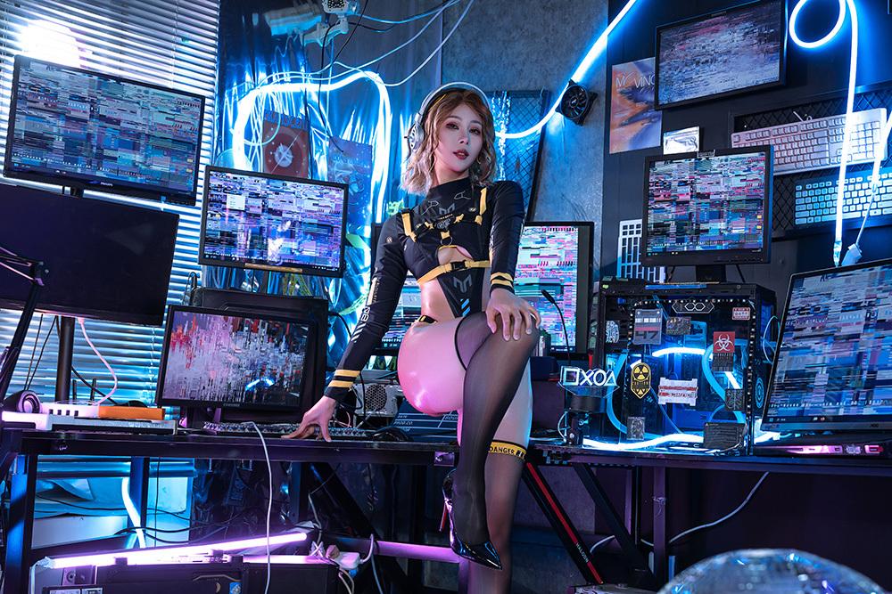 云溪溪 奶桃桃 骇入 [100P1V-1.98G]