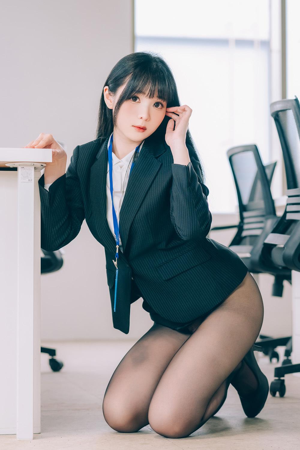 霜月shimo 霜月的秘密辦公室 Shimo’ Secret Office [125P-156MB]