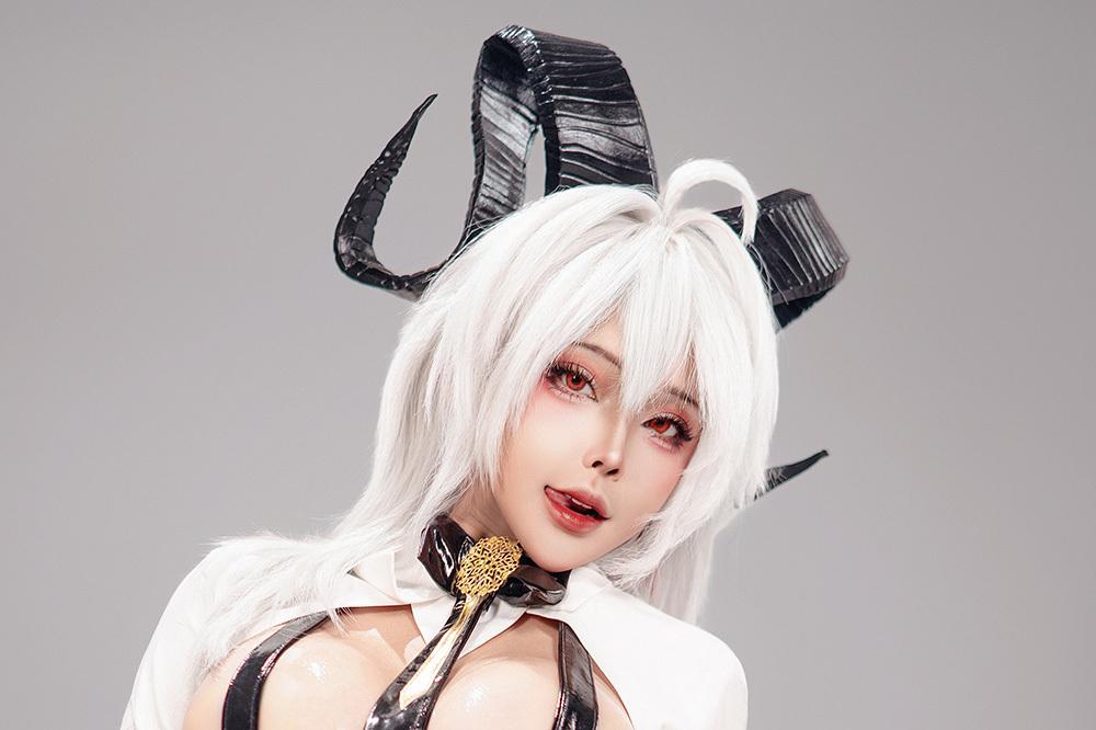 Sayo Momo Zani [52P-127MB]