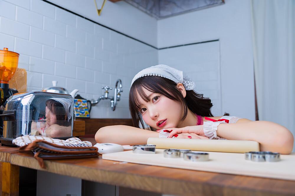 けん研 (けんけん) Eat me! 诞生日纪念 DL写真集[101P-1.16G]
