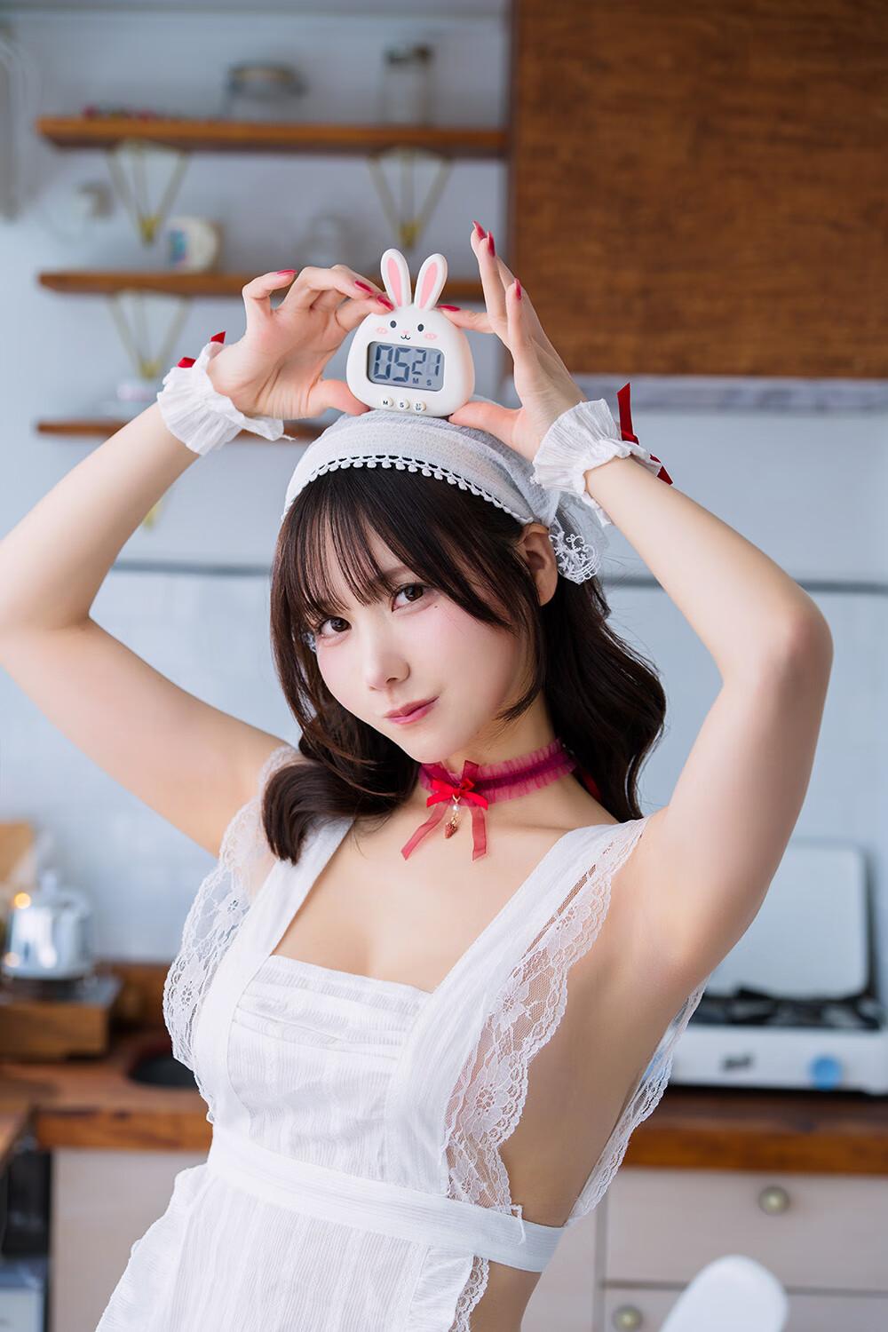 けん研 (けんけん) Eat me! 诞生日纪念 DL写真集[101P-1.16G]