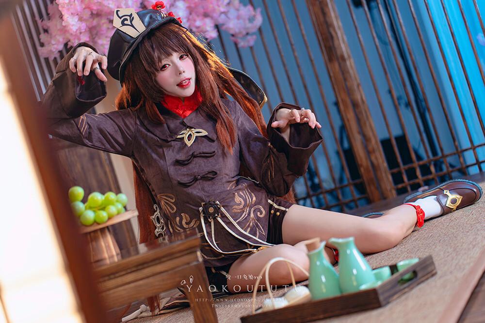 咬一口兔娘(黏黏团子兔) –往生堂堂主胡桃[58P1V-1.4G]