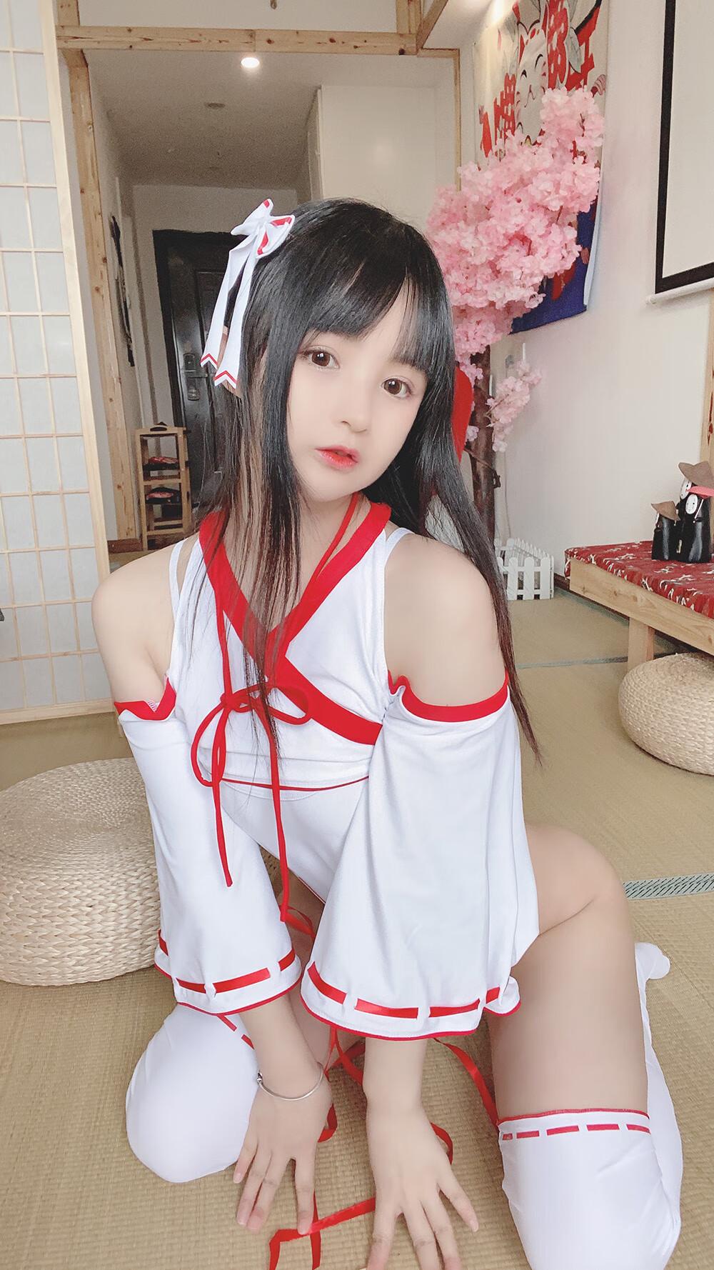 桜井宁宁 女巫 [64P2V-155MB]