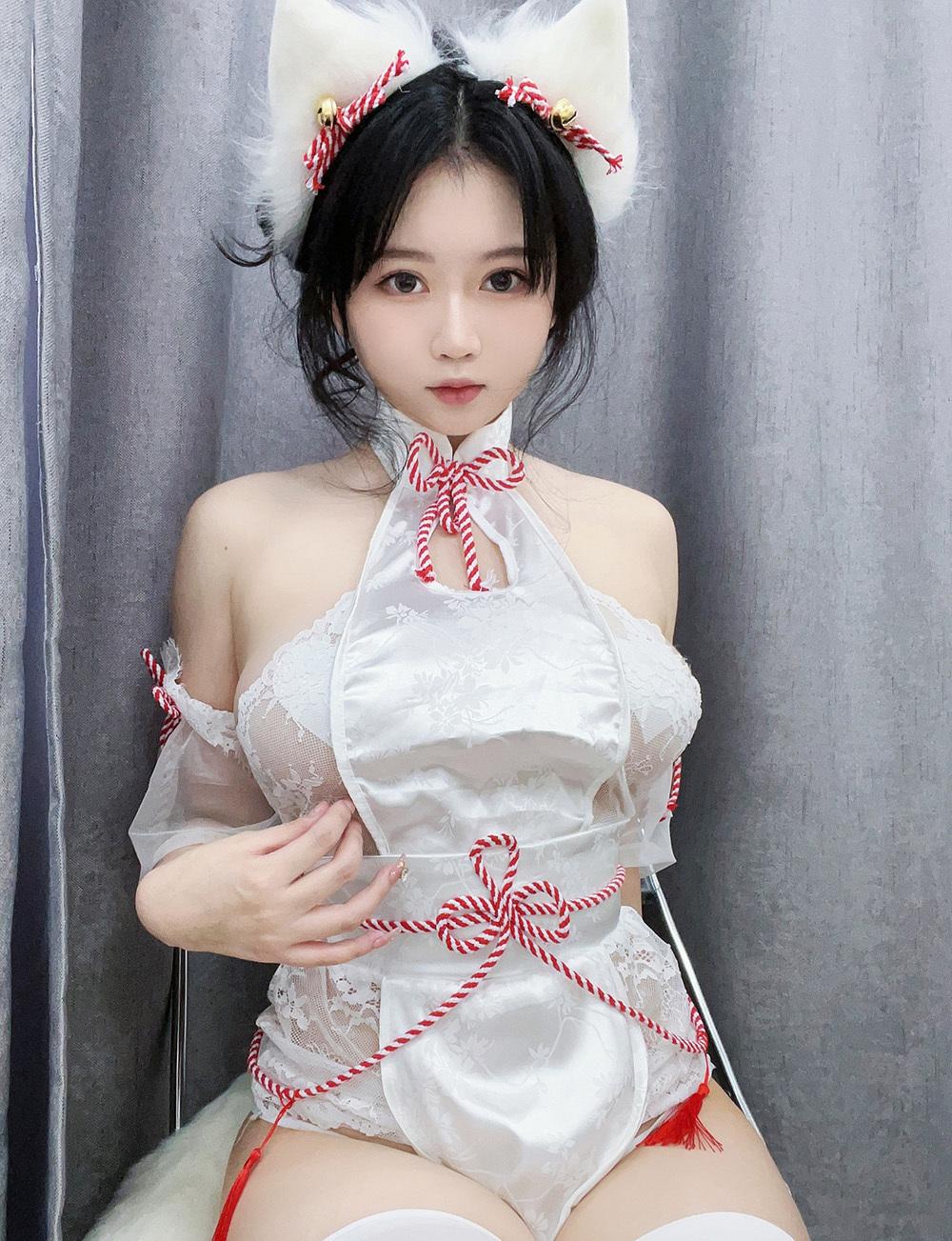 是依酱吖 狐狸[24P-4V-278M]