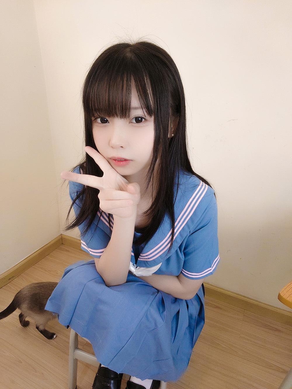 十万珍吱伏特 撸猫日记[102P1V-306M]