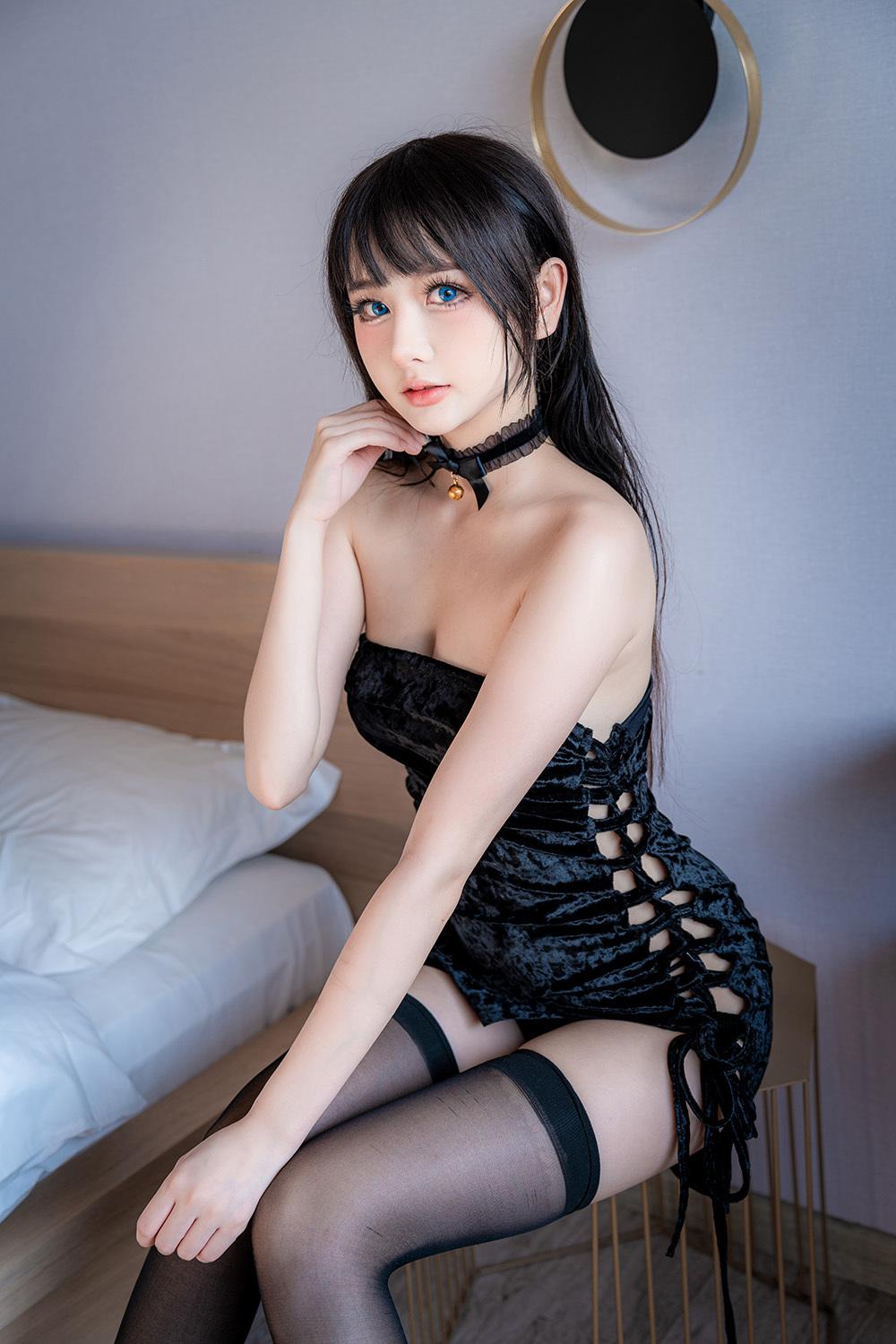 您的蛋蛋 小黑裙[24P-378M]